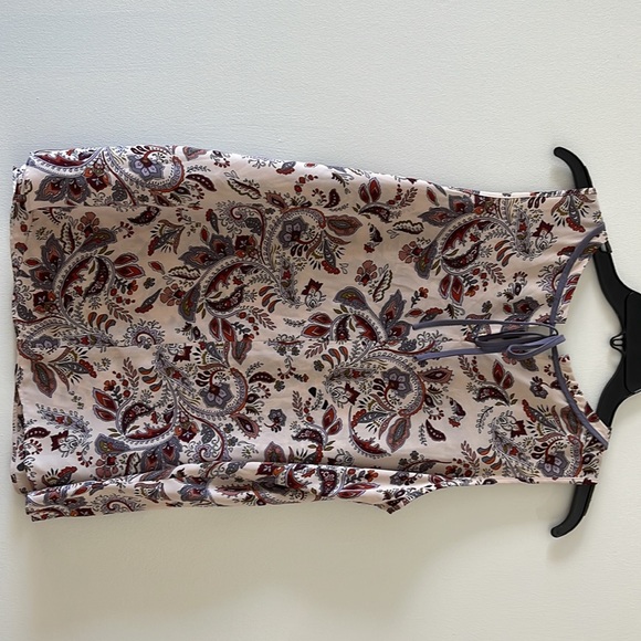 The Loft tank - Picture 3 of 3